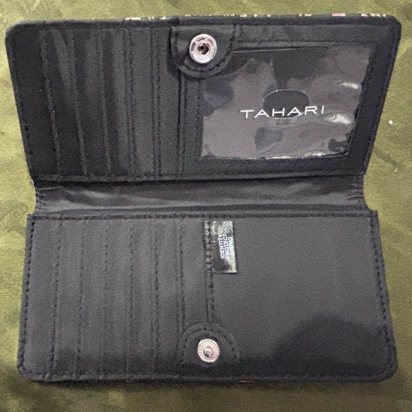 Tahari Black and Pink Paris Wallet - Picture 3 of 6